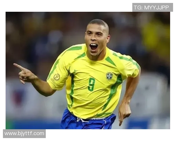 足球球星化身路人幕后故事 揭秘他们的平凡一面与真实生活