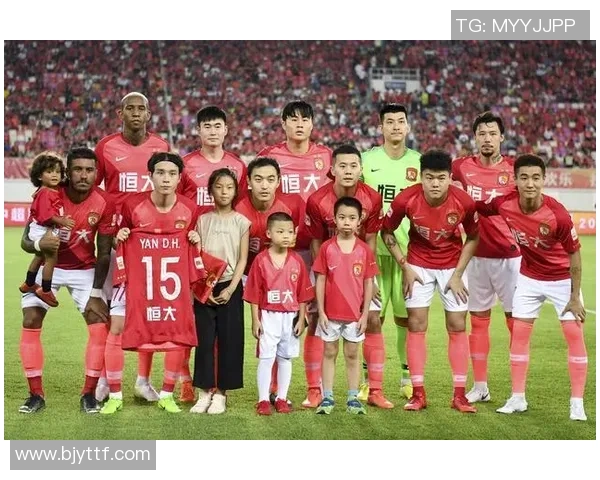 亚洲各国男足球星全方位名单解析与实力对比