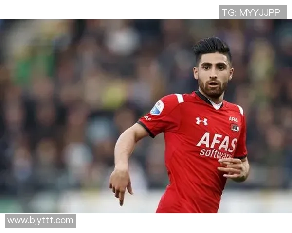 世界足球十大球星排名揭晓:谁能拔得头筹? 世界足球十大球星排名揭晓:谁能拔得头筹?