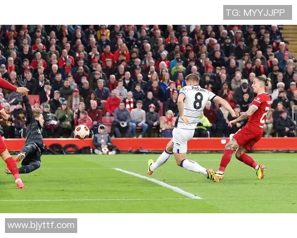 全球500大足球球星精彩瞬间与成就全解析 全球500大足球球星精彩瞬间与成就全解析