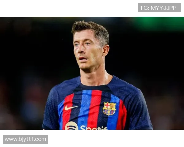 波兰足球球星最新身价排行揭晓聚焦莱万多夫斯基与新星成长 波兰足球球星最新身价排行揭晓聚焦莱万多夫斯基与新星成长